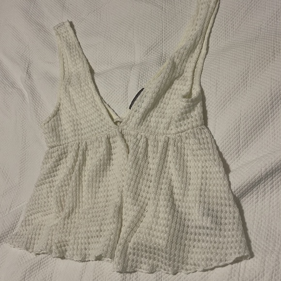 Urban Outfitters Cropped White Too Sz Med - Picture 4 of 7